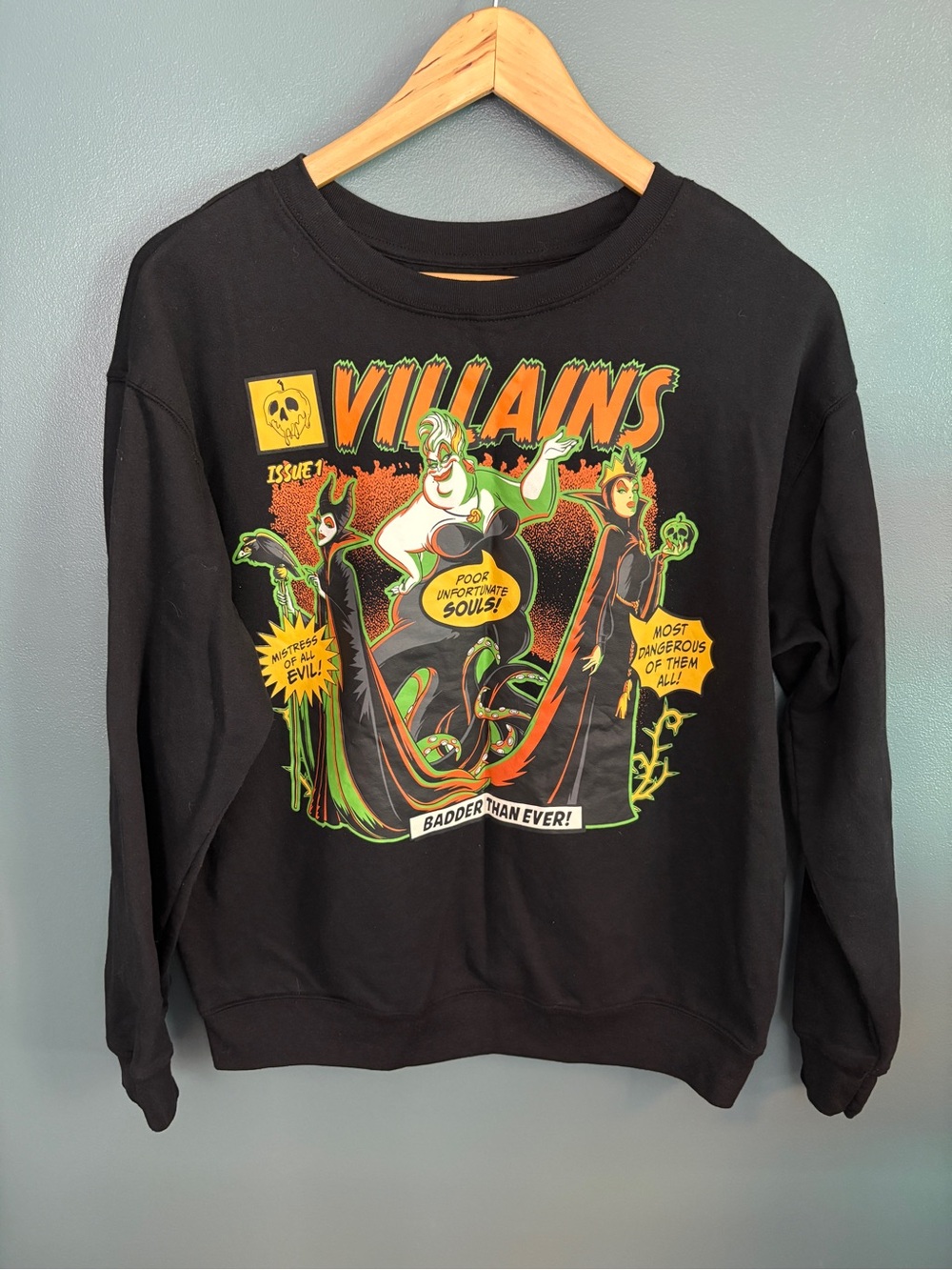 Disney Villains Women’s Sweatshirt Black Size Large